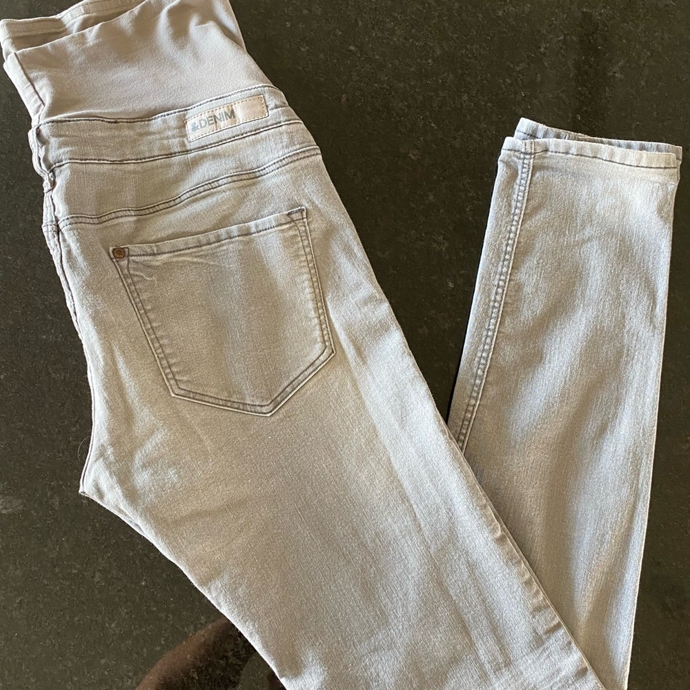 H&M maternity skinny jeans